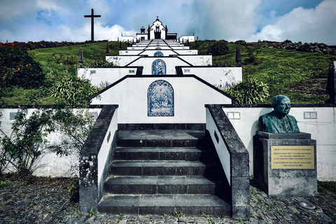 Excursion d'une journée complète dans la vallée de Furnas : volcan et plantation de thé