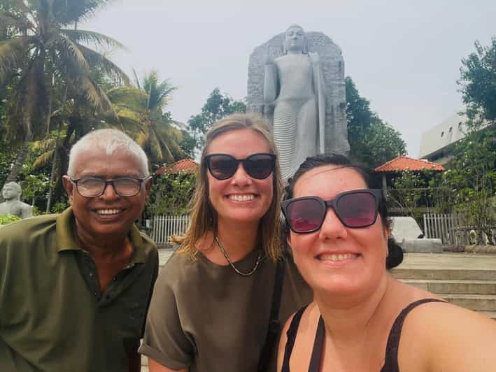 Colombo: Private Guided Tour of the City by Tuk with Tickets