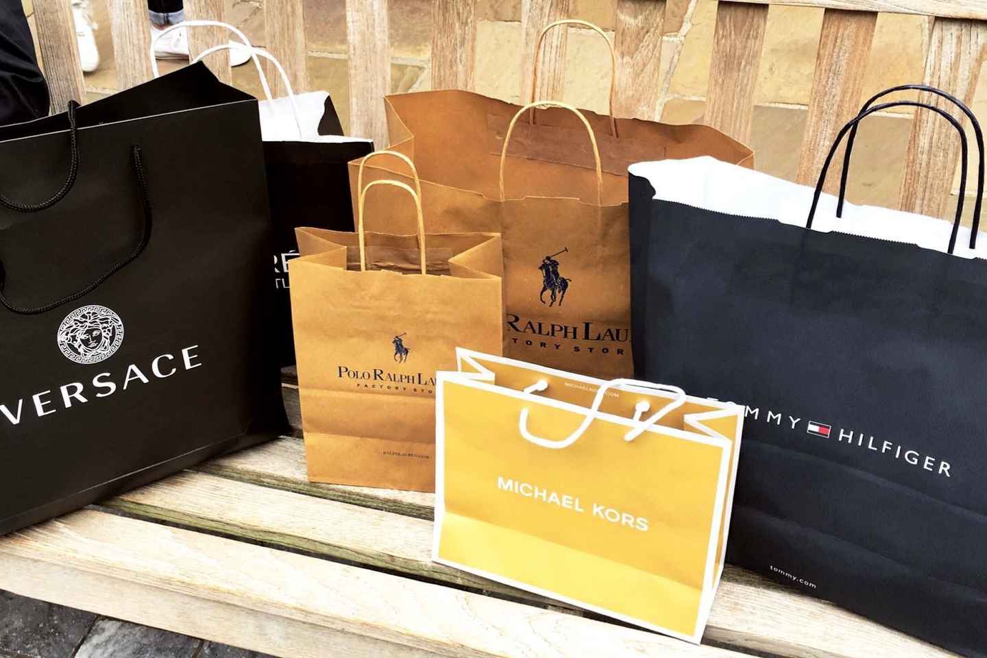 Verslaðu í Maasmechelen frá Brussel