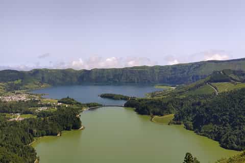 Sete Cidades and Lagoa do Fogo Full-Day Tour with Lunch