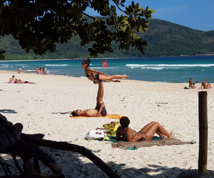 From Abraão, Ilha Grande: Lopes Mendes Beach Tour & Trekking