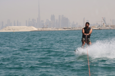 Dubai: Privates Schnellboot- und Wakeboard-Erlebnis30-minütige Sitzung