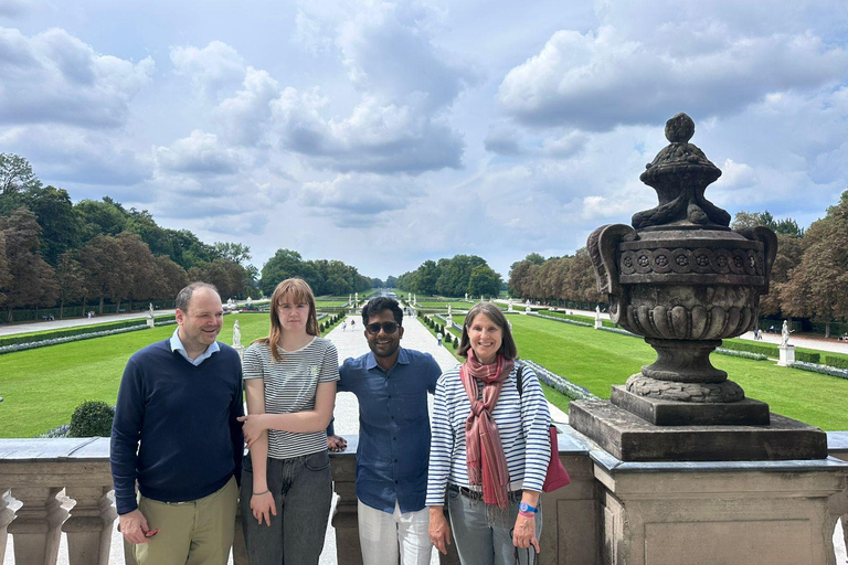 Udaipur: Private City Tour with Multilingual Guide