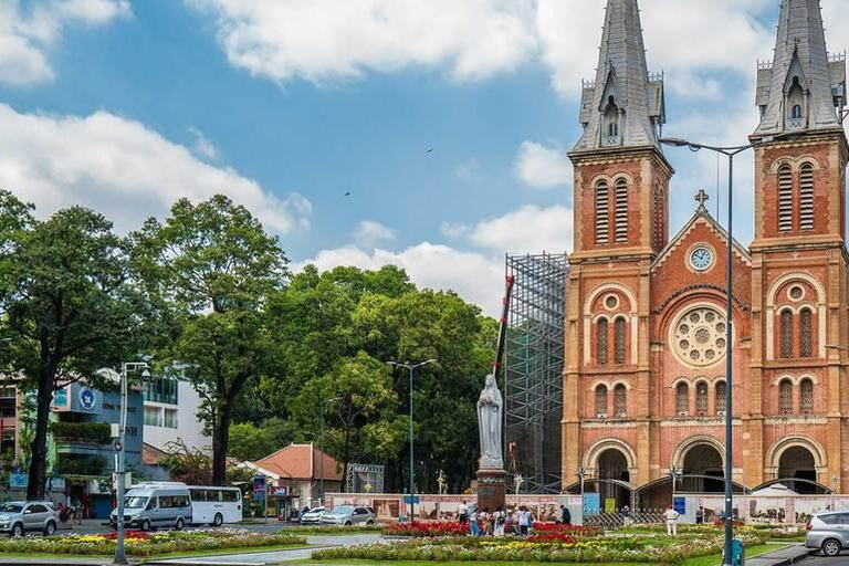 Private Saigon Highlights Tour by Car – Flexible Half Day Private Tour Ho Chi Minh City Half-Day