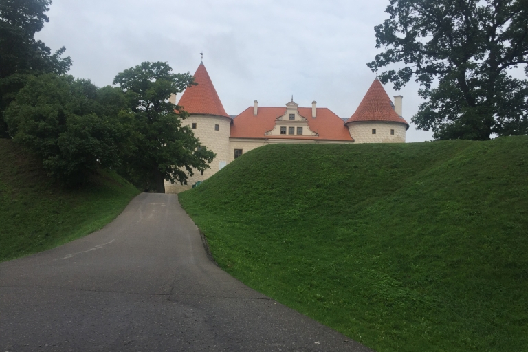Van Riga: roadtrip naar Vilnius met sightseeingstops