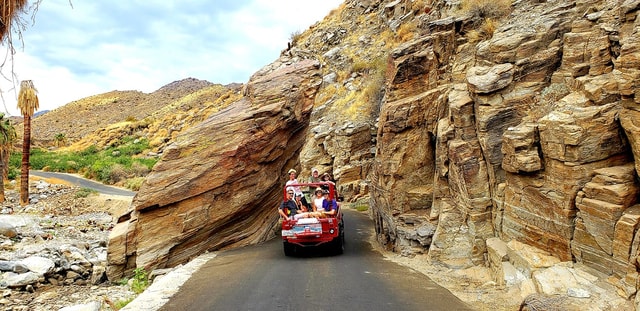 Visit Palm Springs Indian Canyons Hiking Tour by Jeep in Palm Desert