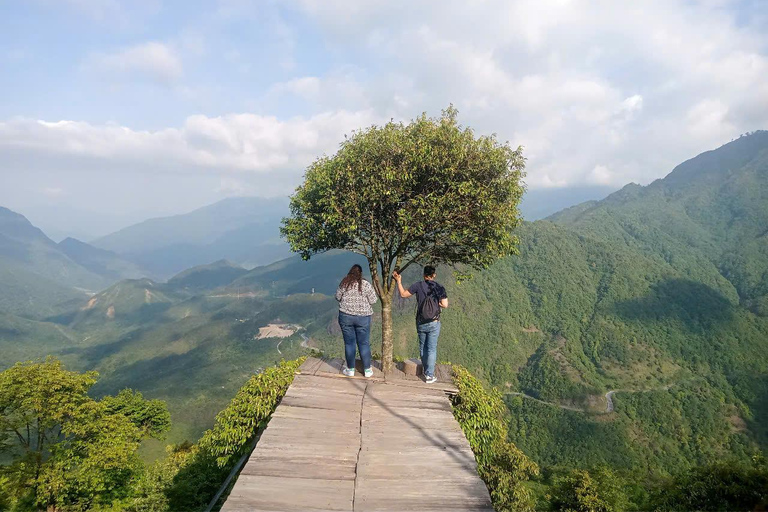 Chauffeured Ride to Silver and Love Waterfall, Lonely Tree