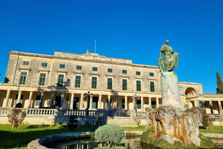 Corfu: Visita aos edifícios históricos e às grandes personalidadesVisita em alemão