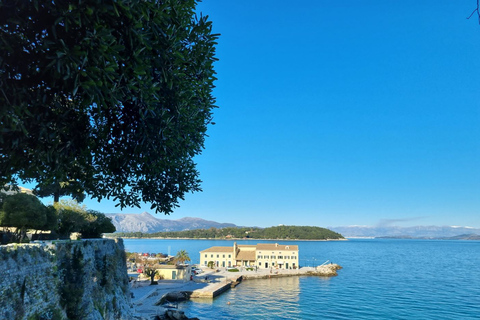 Corfu: Historische Gebouwen en Grote Persoonlijkheden TourRondleiding in het Duits