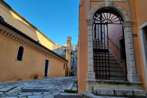 Korfu: piesza wycieczka po mieście w małej grupieKorfu: wycieczka piesza po mieście w małej grupie w języku angielskim