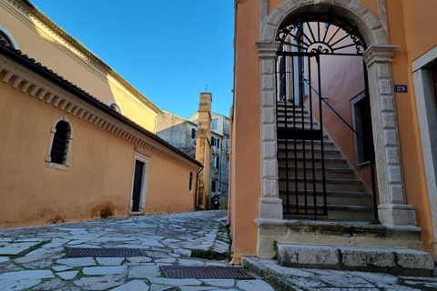 Corfu: Small Group City Walking Tour Corfu: Small Group City Walking Tour in German