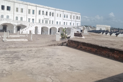 Accra: Cape Coast & Kakum Park Tour by "Trotro" Minibus