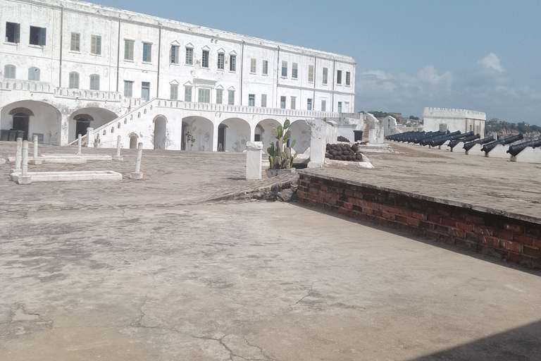 Accra: Cape Coast & Kakum Park Tour by "Trotro" Minibus