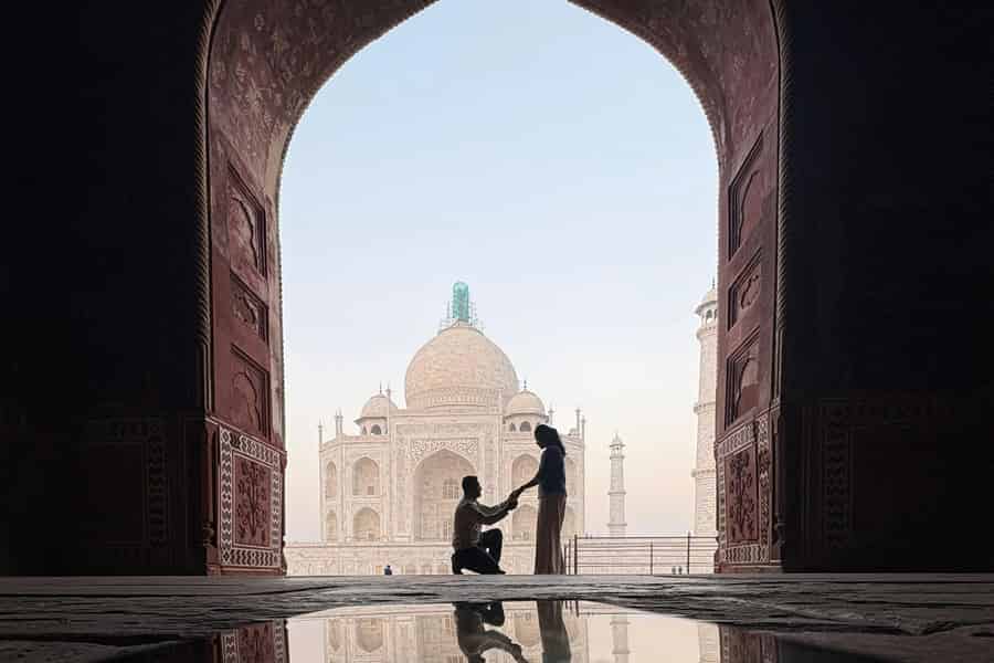 Geführte Sonnenuntergangstour zum Taj Mahal mit Einlass ohne Anstehen. Foto: GetYourGuide