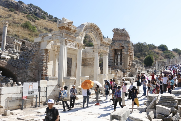 Desde Kusadasi o Selcuk: Excursión de un día a Éfeso con almuerzoDesde Selcuk Excursión de un día a Éfeso en grupo reducido