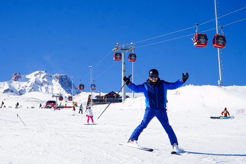 Capadócia: Tour de esqui e snowboard no Monte ErciyesTransfer, almoço e todo o equipamento