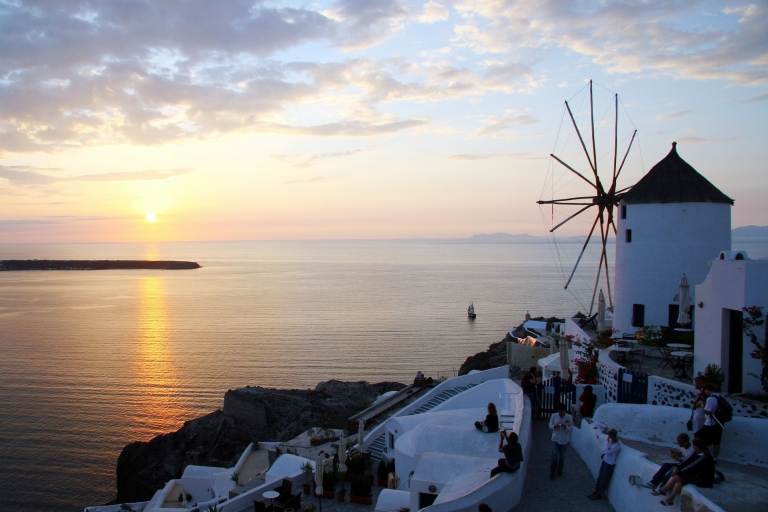 Desde Atenas: tour de 4 días por Creta, Santorini y MykonosHotel de 4 estrellas