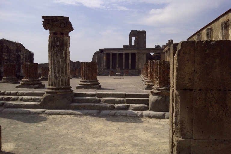 Van Sorrento: dagtocht naar Pompeii en Herculaneum met lunch