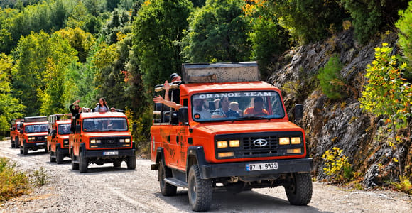 Kusadasi: Off-Road Jeep Adventure to Villages & Coast