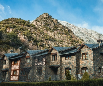 From Barcelona: Highlights of Andorra Private Full-Day Tour