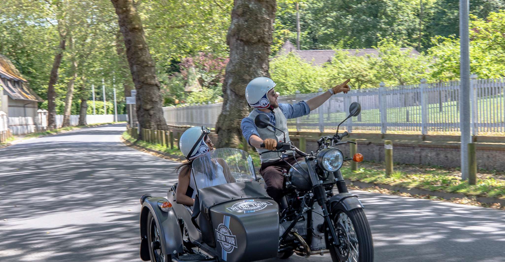 Deauville, Private Guided Tour by Vintage Sidecar - Hizvo