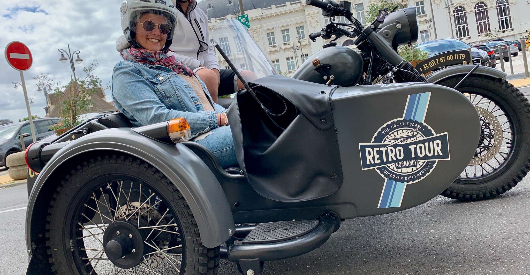 Deauville, Private Guided Tour by Vintage Sidecar - Hizvo