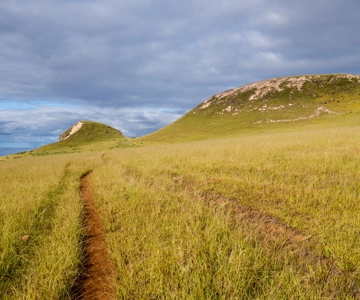 Mystery of the Poike:Caminhe pela Rapa Nui mais desconhecida