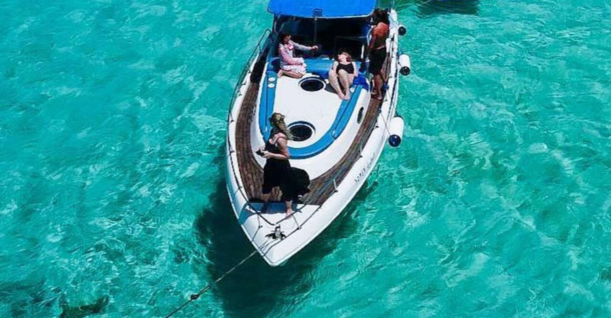 Red Sea Escape: Premium Boat Experience to Bayada Island photo 7