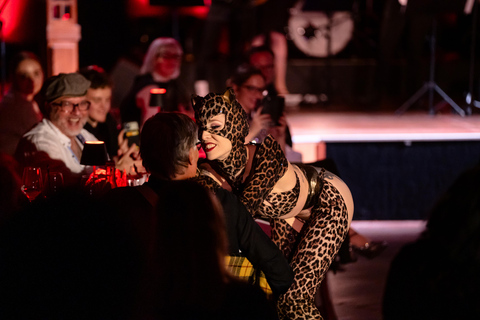 Mirage Vienna: Burlesque Spectacular – Dinner Show Category D - Stage box