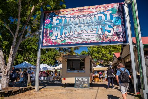 Sunshine Coast: trasferimento di andata e ritorno condiviso a Eumundi Markets