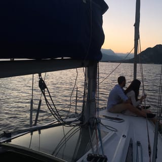 Lake Como: Romantic Sail & Sunset Experience