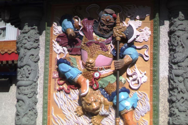 Hong Kong: Private Kowloon Tour Wong Tai Sin & Chi Lin