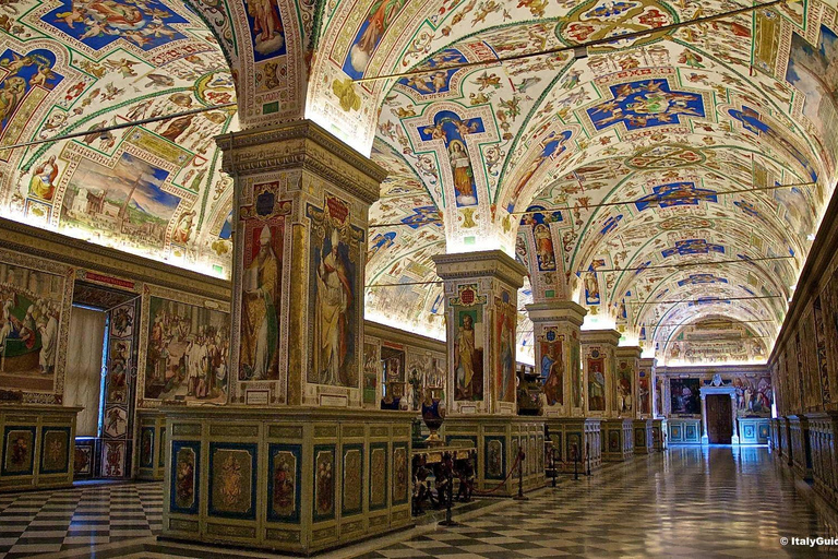 Vatican, Sistine Chapel and St. Peter's Semi Private Tour Semi Private Tour with a maximum 12 people - Spanish
