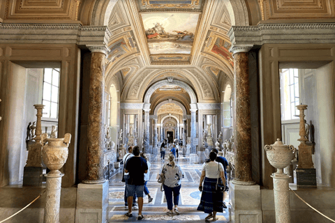 Rome: Early Entrance Express Sistine Chapel Small Group Tour