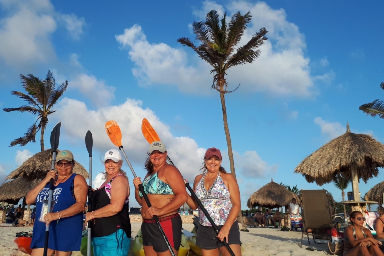 Aruba: tour nocturno guiado en kayak con fondo transparente en la playa de Arashi