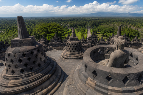 From Yogyakarta: Borobudur and Prambanan Temple Day Trip