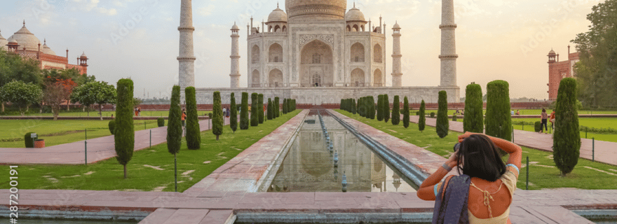 Depuis Hyderabad : visite guidée du Taj Mahal avec déjeuner dans un hôtel 5 étoiles