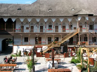 Bucarest, City Highlights Guided Walking Tour - Housity