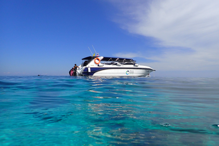 Koh Lanta: Abenteuer-Seefahrt nach Koh Rok und Koh HaaKoh Lanta: Abenteuer-Schiffstour nach Koh Rok und Koh Haa