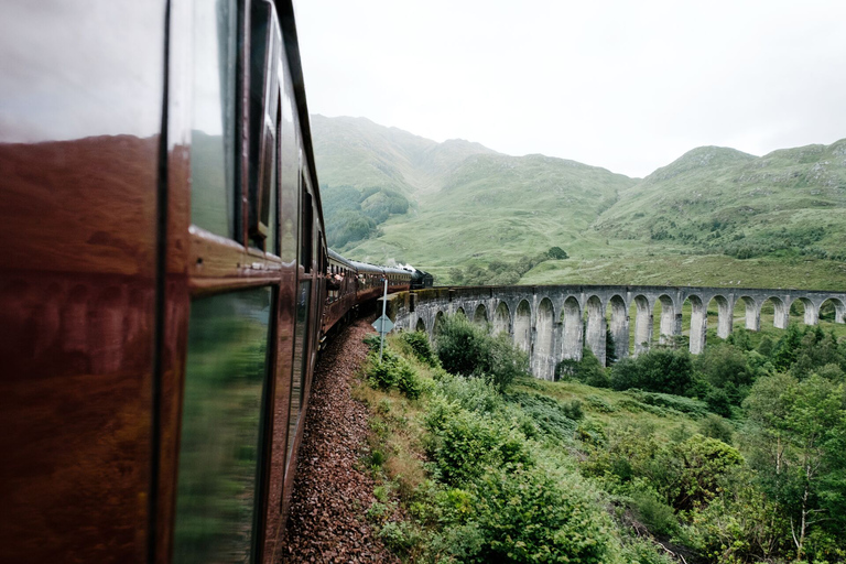 Edimburgo: Excursión de 5 días por las Tierras Altas de la Isla de Skye y el Lago NessAlojamiento en habitación doble con el tren de vapor Jacobite