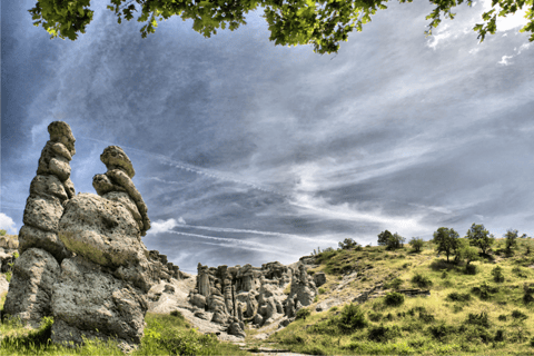 Desde Skopje: excursión de un día a Kratovo y Lesnovo con monasterio