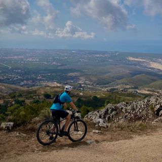 Лиссабон: поездка на электронном велосипеде от гор Синтры до моря Кашкайш