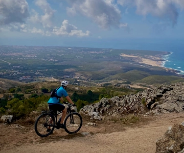 Lisbon: E-bike Trip from the Sintra Mountains to Cascais Sea