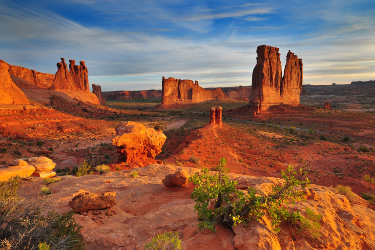 Parc national des Arches : visite d&#039;une demi-journée dans l&#039;arrière-pays en hors-pisteParc national des Arches : visite d&#039;une demi-journée en 4x4 tout-terrain