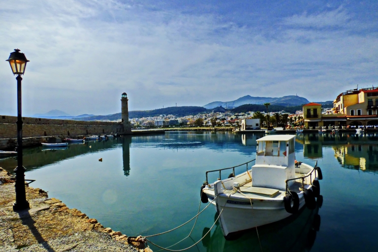 Desde Chania: tour privado de un día por la ciudad de Rethymno y el lago Kournas