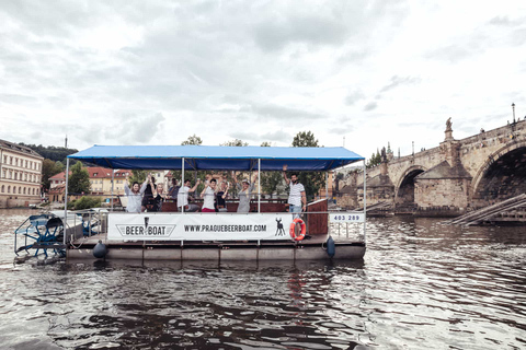 Prag: Private Radboot-Flussfahrt mit Bier oder ProseccoPrag: Private Radboot-Flussfahrt mit Prosecco