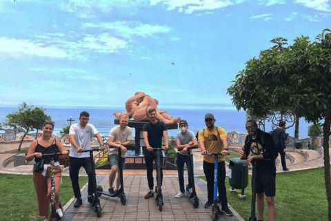 From Miraflores: Round-Trip E-Scooter Tour to Barranco