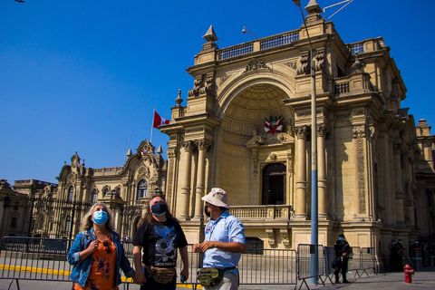 Lima: City Small-Group Tour with Pisco Sour & Catacombs