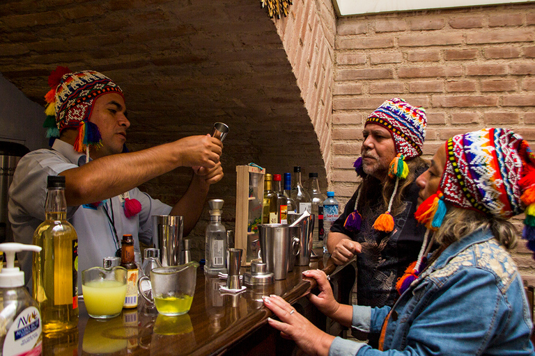 Lima: Stadsrundtur för små grupper med Pisco Sour &amp; Catacombs