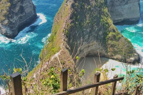 Desde Bali: tour en grupo pequeño de Nusa Penida occidental y snorkelTour privado con traslados al hotel